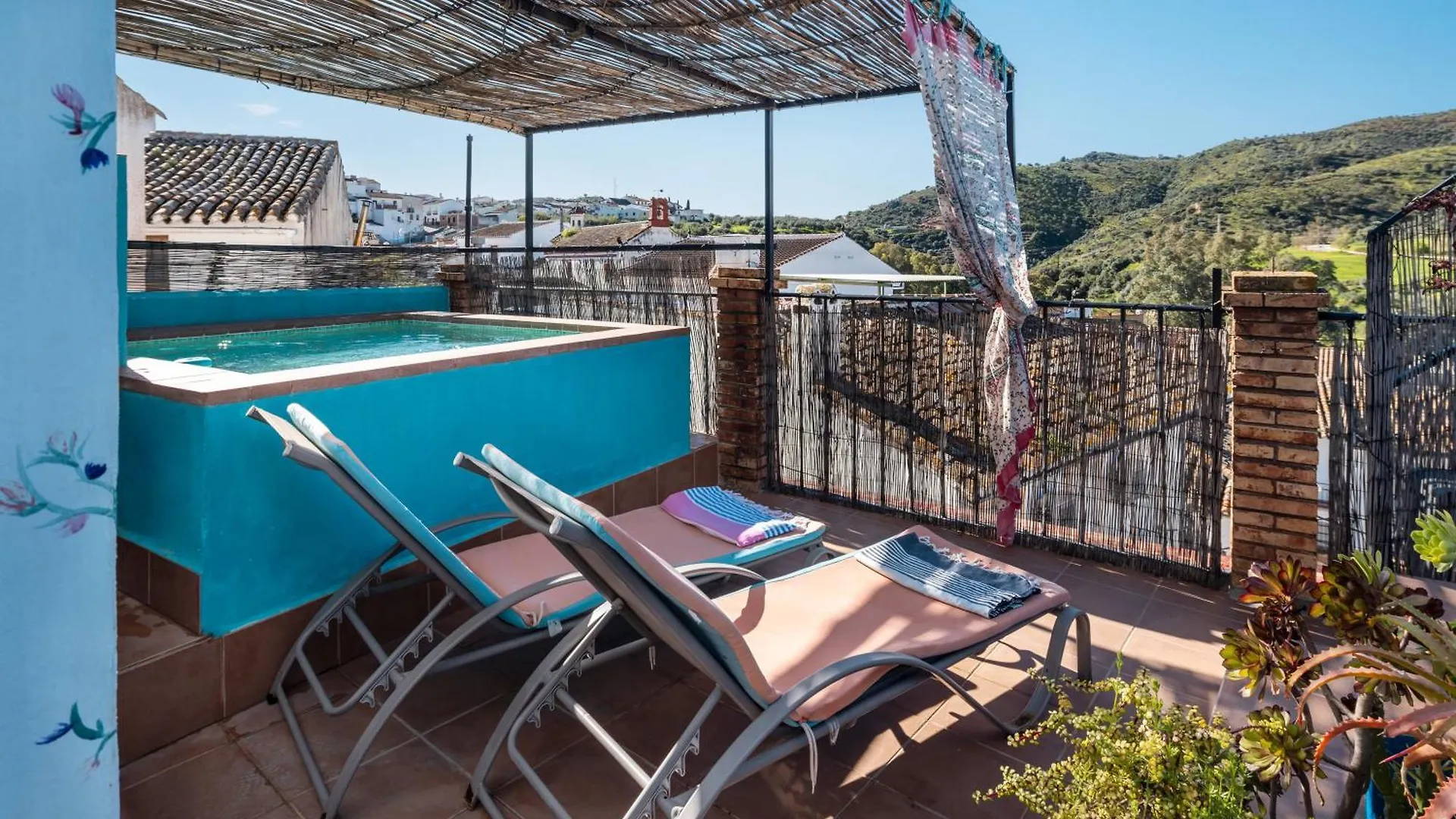 Casa Luis Villa Ríogordo